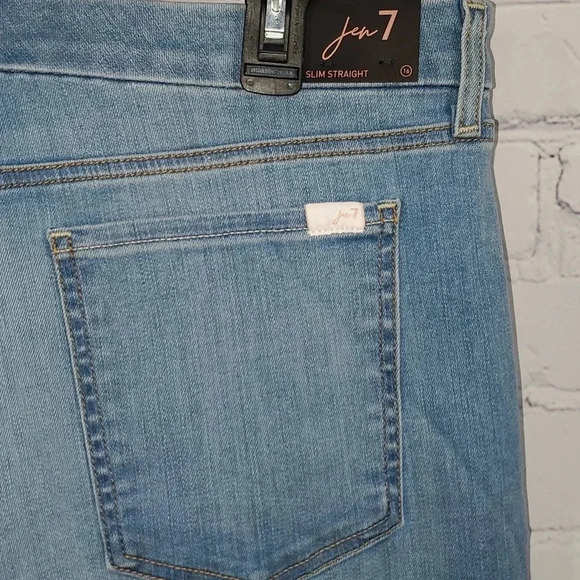 7 For All Mankind Jen 7 Slim Straight Leg Sculpting Jeans Medium Wash Size 16 - Picture 3 of 13